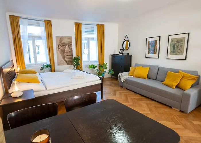 White Wolf House & Hostel Praag