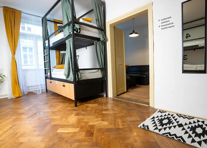 White Wolf House & Hostel Praag