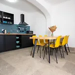 White Wolf House & Hostel *