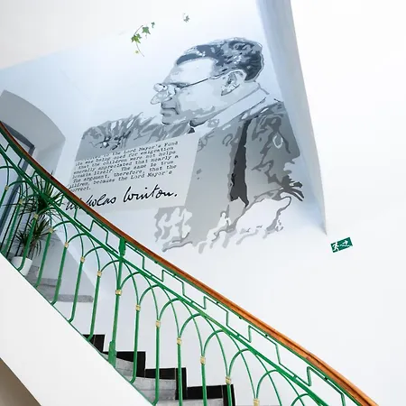 White Wolf House & ホステル *